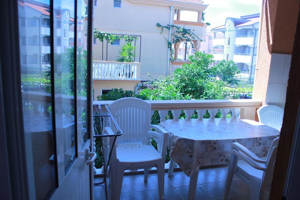 Apartments Dalila Ulcinj Exteriör bild