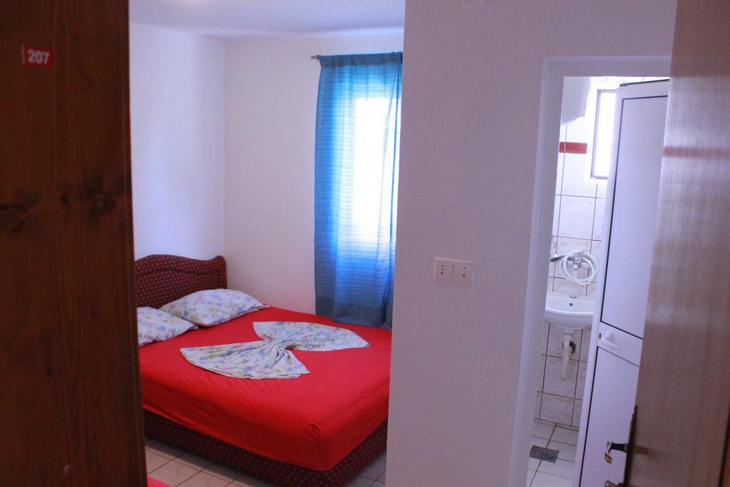 Apartments Dalila Ulcinj Exteriör bild