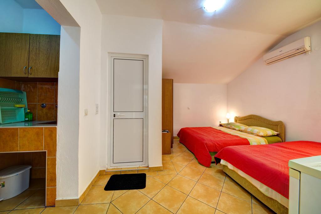 Apartments Dalila Ulcinj Exteriör bild